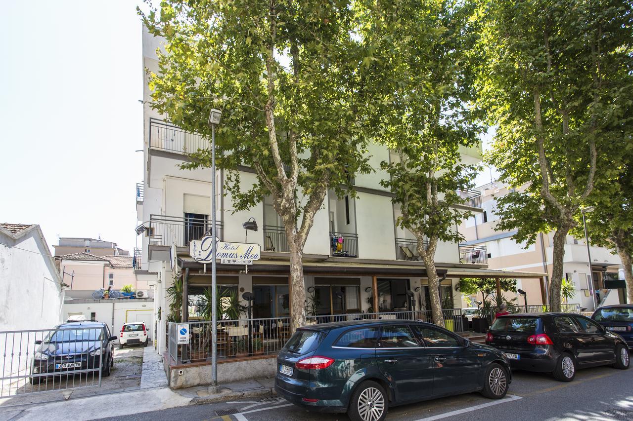 Hotel Domus Mea Cattolica Exterior foto