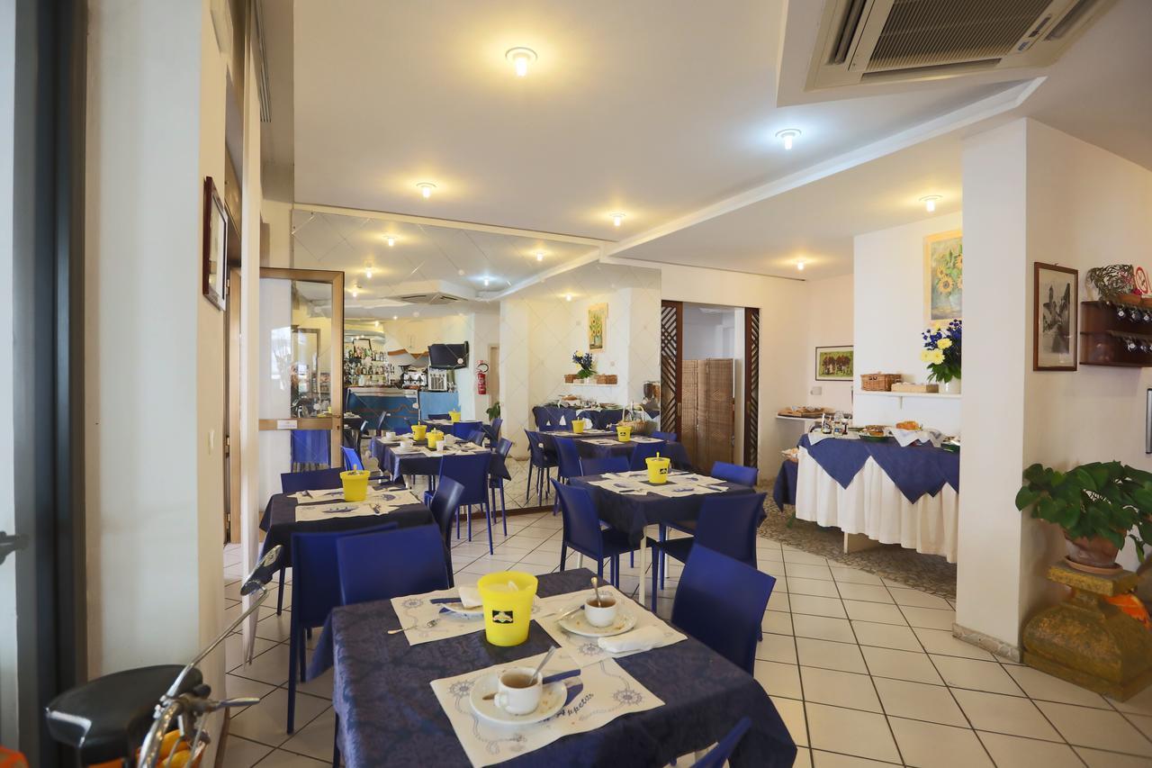 Hotel Domus Mea Cattolica Exterior foto